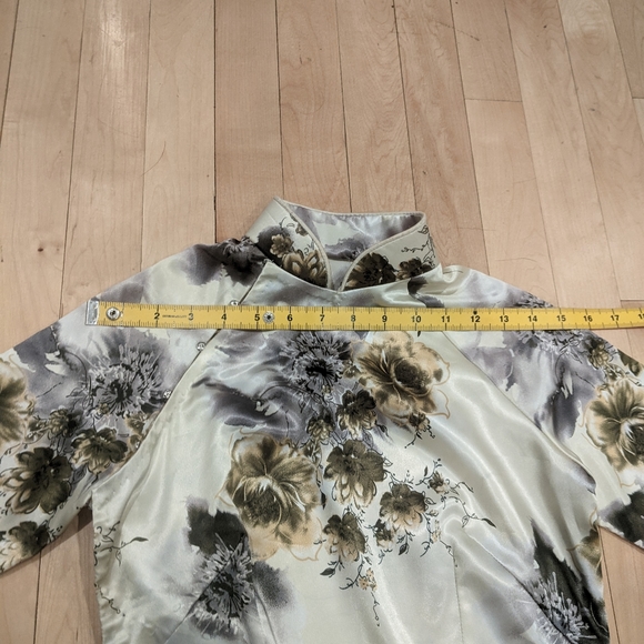 Vintage Satin Dress with Side Slits - Picture 6 of 12